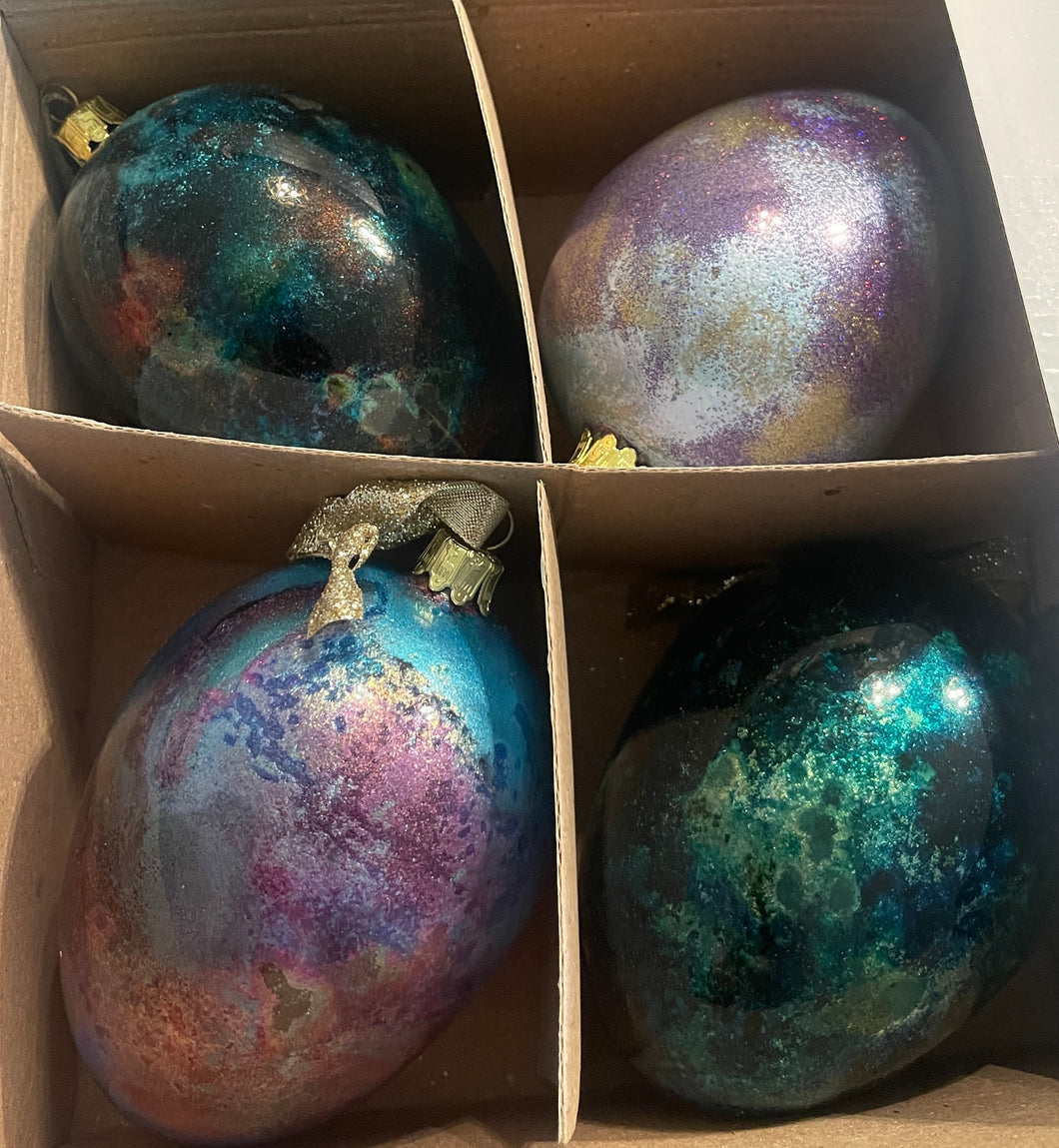 1 ornament